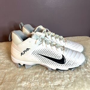 Nike Mens Alpha Menace 2 Shark White Football Cleats Shoes Size 13 With Box